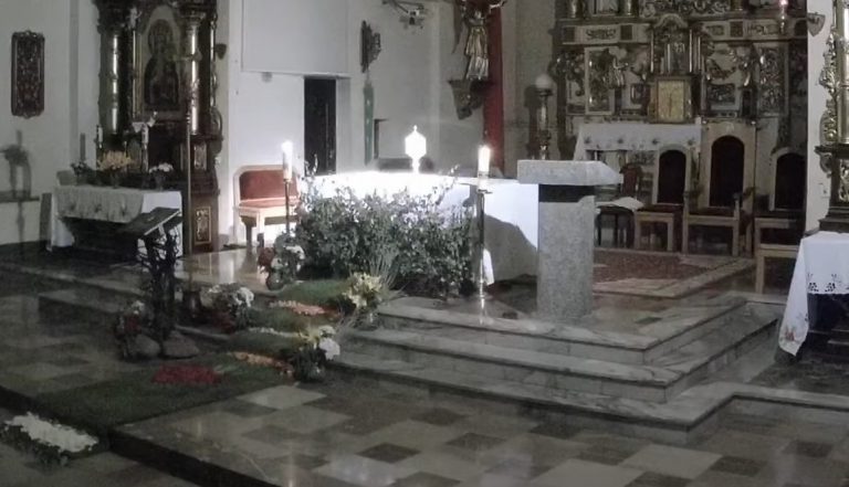 ADORACYJNA SZTAFETA w noc NSPJ