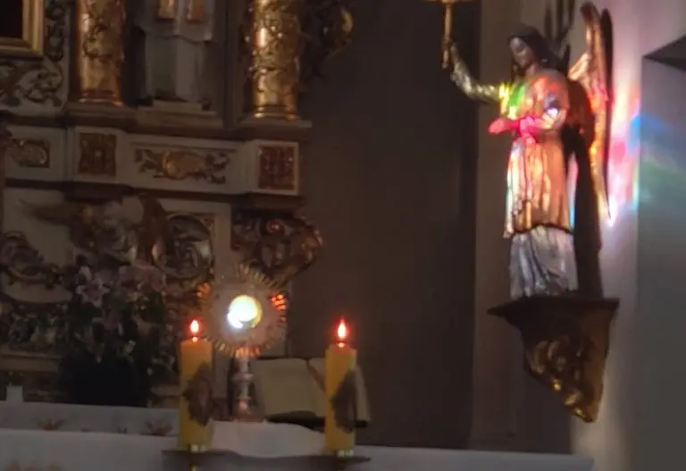 Noc Serca i serce żywe… [echo]